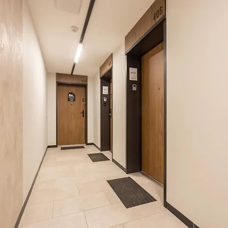Ξενοδοχείο με διαμερίσματα Ina Rent - Slaska 12