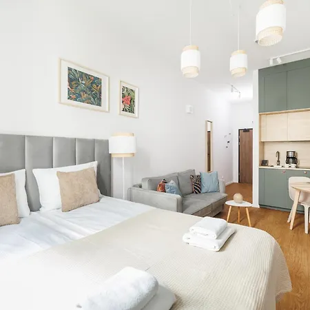 Ξενοδοχείο με διαμερίσματα Ina Rent - Slaska 12