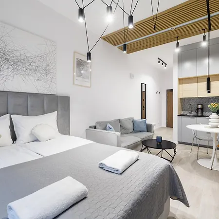 Ξενοδοχείο με διαμερίσματα Ina Rent - Slaska 12 *