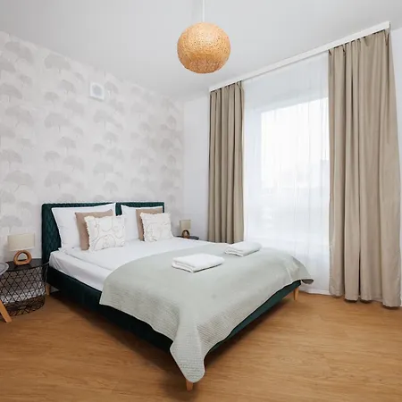 Ξενοδοχείο με διαμερίσματα Ina Rent - Slaska 12